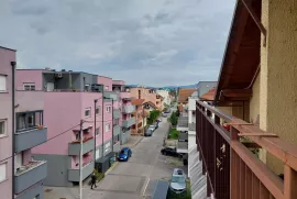 Novi Zagreb, Kajzerica, četverosoban dvoetažni stan, 80m2, Zagreb, شقة