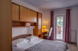 Luksuzna etaža na traženoj lokaciji, Rab, Appartement