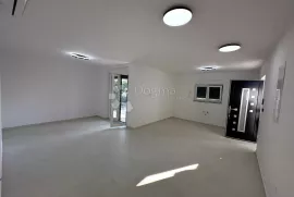 VIR MODERAN APARTMAN CENTAR VIRA, Vir, Διαμέρισμα