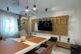 Malinska - Luksuzni Apartman U Blizini Mora, Malinska-Dubašnica, Διαμέρισμα