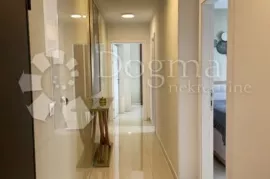 Malinska - Luksuzni Apartman U Blizini Mora, Malinska-Dubašnica, شقة