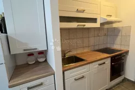 Šarmantan apartman 200 metara do mora, Okrug, Appartamento