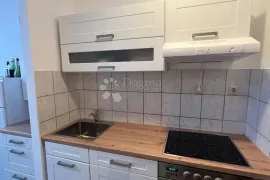 Šarmantan apartman 200 metara do mora, Okrug, Appartamento