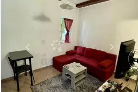 DIVAN STAN u blizini fakulteta, Pula, Apartamento