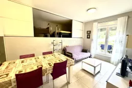 APARTMAN SA BAZENOM Crikvenica, Crikvenica, Appartamento