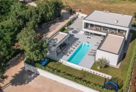 Prekrasna vila s maksimalnom privatnošću u okolici Svetvinčenta, Svetvinčenat, Maison