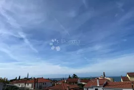 ROVINJ, GRAĐEVINSKA PARCELA OD 820 m2 U CENTRU, Rovinj, Земля