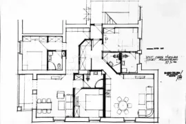 Stan u centru grada s parkingom – potrebna adaptacija, Split, Appartement