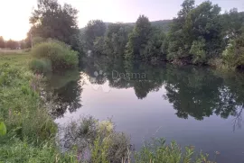 GRAĐEVINSKO ZEMLJIŠTE UZ RIJEKU U MIRNOJ ULICI CENTAR GRADA, Gospić, Zemljište