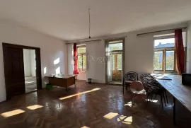 POSLONO STAMBENA ZGRADA CENTAR OTOČAC, Otočac, House