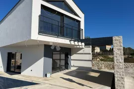 DIZAJNERSKA VILLA S BAZENOM, OPREMLJENA -okolica POREČA, Poreč, Casa