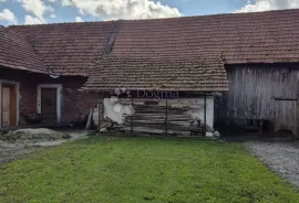 Imanje s kućom i gospodarskim objektima Dubravski Markovac, Dubrava, Maison