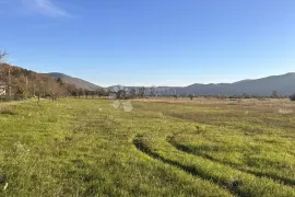 SINAC PRODAJE SE GRAĐEVINSKO ZEMLJIŠTE 11000 m2, Otočac, Land