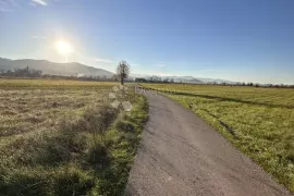 SINAC PRODAJE SE GRAĐEVINSKO ZEMLJIŠTE 11000 m2, Otočac, Land