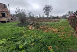 Kuća za rušenje, Trnovec Bartolovečki, Дом