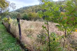 Dva zemljišta u građevnoj zoni Markuševec, Zagreb, أرض