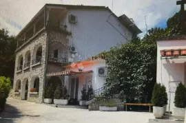 Atraktivni apartman sa idiličnim pogledom na Kvarnerski zaljev, Lovran, Appartamento