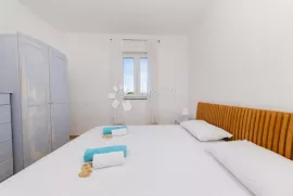 Otok Ugljan Penthouse 1.red do mora, Preko, Appartamento