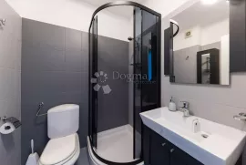 Otok Ugljan Penthouse 1.red do mora, Preko, Διαμέρισμα