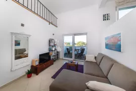 Otok Ugljan Penthouse 1.red do mora, Preko, Διαμέρισμα