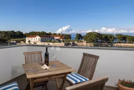 Otok Ugljan Penthouse 1.red do mora, Preko, Appartement