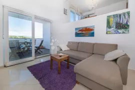 Otok Ugljan Penthouse 1.red do mora, Preko, Appartamento