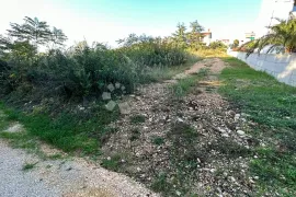 Građevinsko zemljište Veli Vrh, Pula - 2365m2, Pula, Tierra