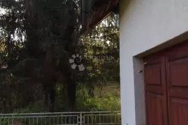 Kuća za odmor na osami, Gvozd, Casa