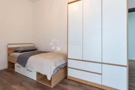 RIJEKA ADAPTIRAN, NAMJEŠTEN STAN 4S+DB SA VELIKIM BALKONOM, Rijeka, Wohnung