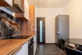 RIJEKA ADAPTIRAN, NAMJEŠTEN STAN 4S+DB SA VELIKIM BALKONOM, Rijeka, Wohnung