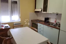 Etaža kuće blizu mora, Crikvenica, Appartement