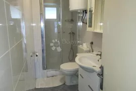 Etaža kuće blizu mora, Crikvenica, Appartement