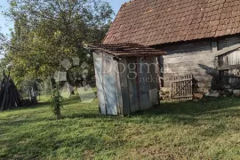 Kuća je novija i ima uporabnu dozvolu, Gvozd, Kuća