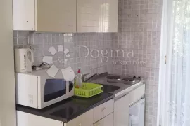 APARTMAN S POGLEDOM NA MORE, Crikvenica, Appartamento