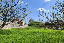 Građevinsko zemljište uz centar Barbana, Barban, Land