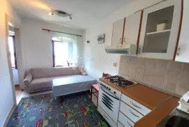 Kantrida, stančić sa okućnicom, Rijeka, Wohnung