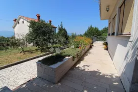 MARINIĆI ETAŽA 86.30M2 SA 430M2 OKUĆNICE, Viškovo, Appartment