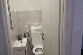 PRILIKA! Apartman Novi Vinodolski 50m od mora, Novi Vinodolski, Apartamento