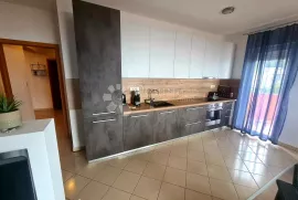 ODLIČAN STAN S POGLEDOM NA MORE, Kastav, Appartment