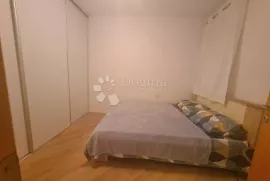 ODLIČAN STAN S POGLEDOM NA MORE, Kastav, Appartement