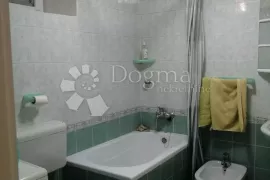 Kostrena-Najam-3S+DB-Pogled na more-Novo namješten!, Kostrena, Appartment