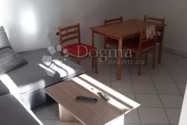 Čavle blizina centra, kuća sa dva stana, Čavle, Casa