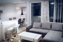 CENTAR 2S+DB TOP UREĐEN, Rijeka, Apartamento