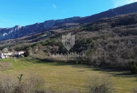 Građevinsko zemljište 4 km od mora, Labin, Arazi