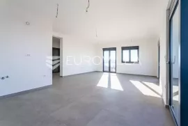 Rogoznica, Lozica, Moderan dvosoban stan NKP 87,81 m², Rogoznica, Διαμέρισμα