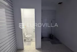 Istra, Rovinj, poslovni prostor u prizemlju u centru grada 23m2, Rovinj, Commercial property