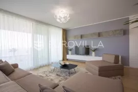 Opatija, Punta Kolova, luksuzan stan s bazenom NKP 84 m2, Opatija, Daire