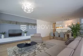 Opatija, Punta Kolova, luksuzan stan s bazenom NKP 84 m2, Opatija, Daire