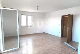 ISTRA, PULA - Renoviran 3S+DB stan na Vidikovcu 98 m2, Pula, Appartement