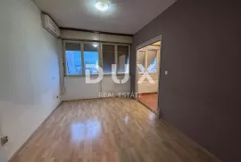 ZADAR, VOŠTARNICA - Stan za adaptaciju na top lokaciji, Zadar, Apartamento